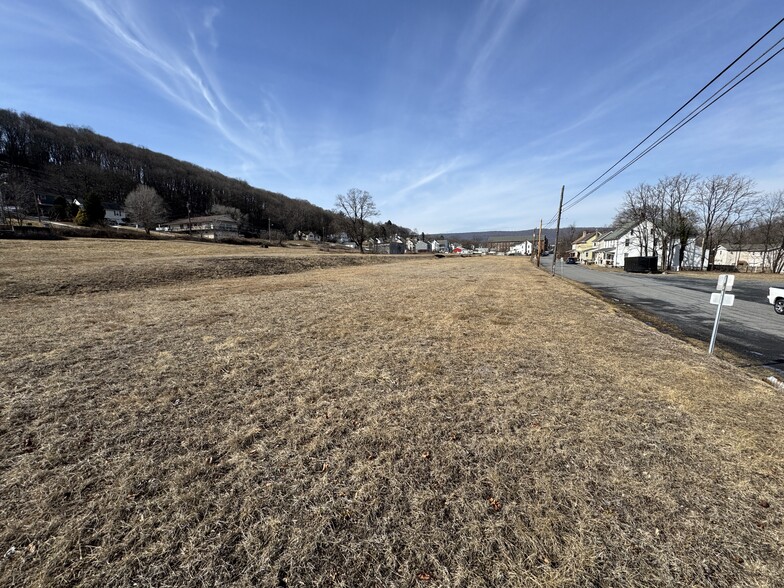 311 Walnut St, Slatington, PA for lease - Other - Image 2 of 2
