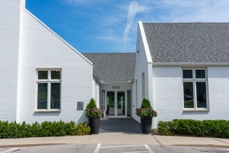 1005 S 76th Ave, Omaha, NE à louer Photo intérieure- Image 2 de 23