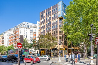 More details for 5 Place Du Colonel Fabien, Paris - Office for Lease