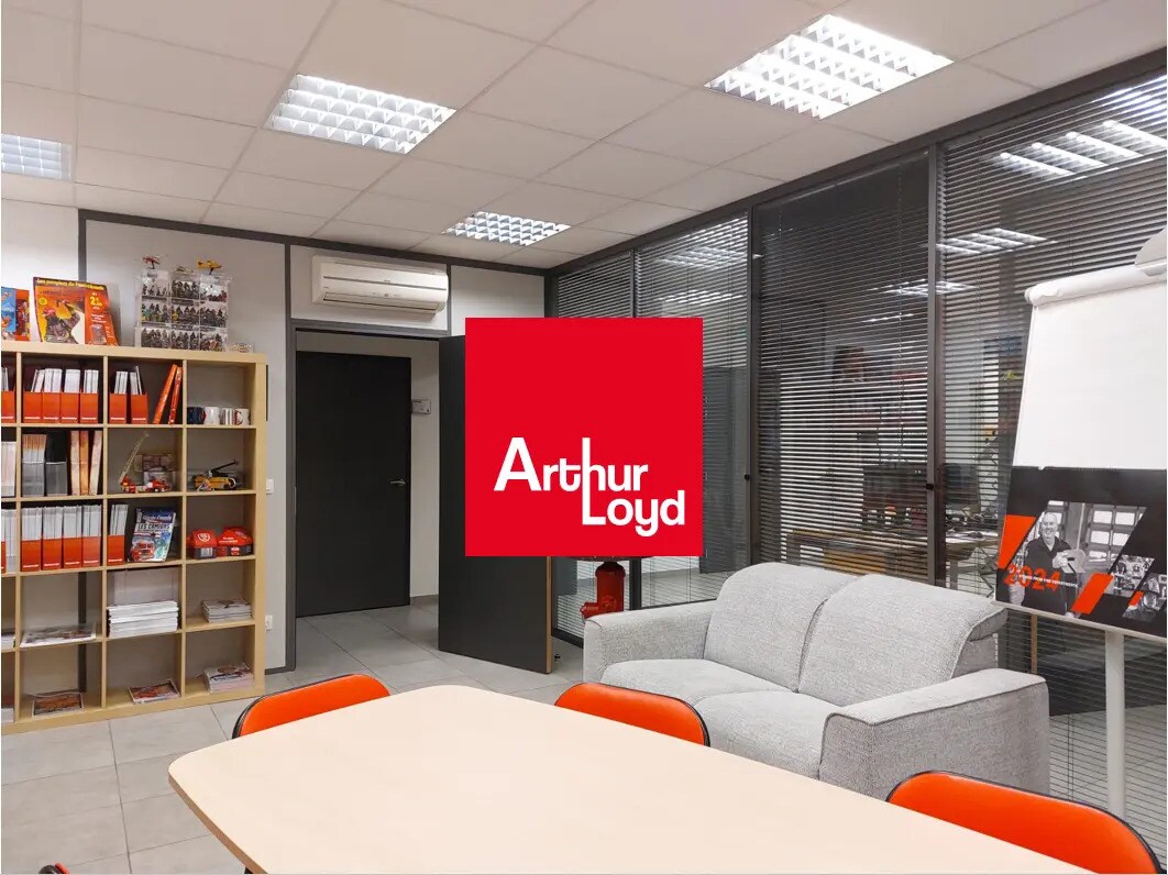 Office in La Seyne-sur-Mer for lease Interior Photo- Image 1 of 7