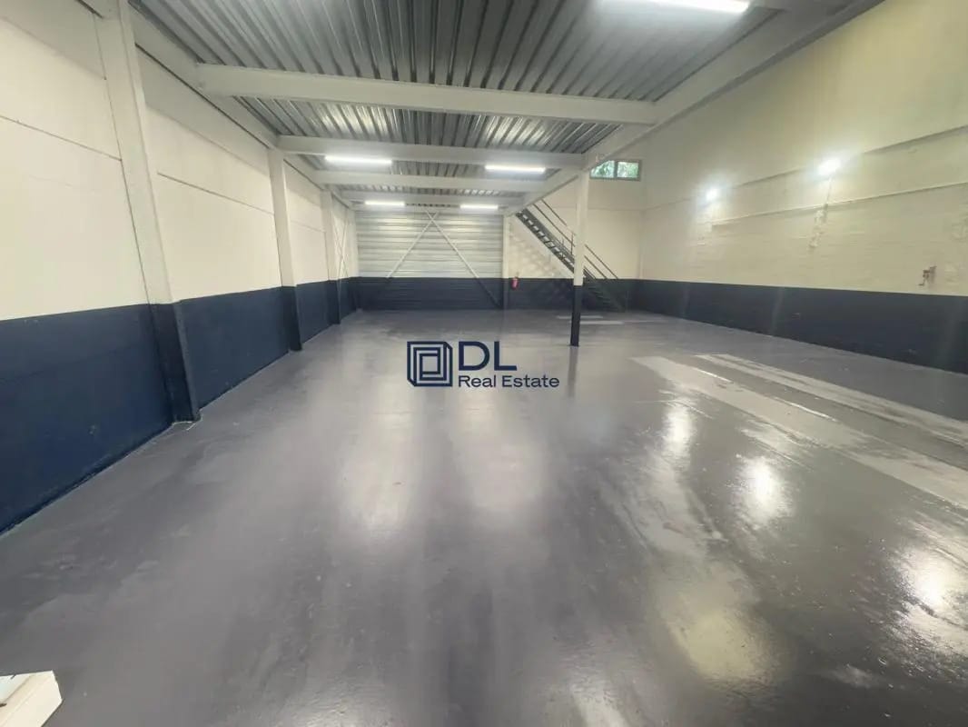 Flex in Orly for sale Interior Photo- Image 1 of 10