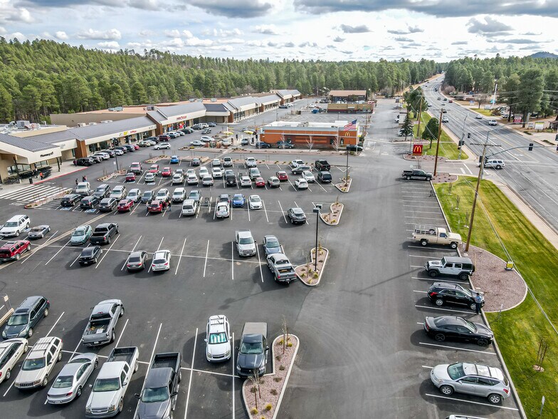 20 E White Mountain Blvd, Lakeside, AZ à louer - Photo du bâtiment - Image 2 de 26