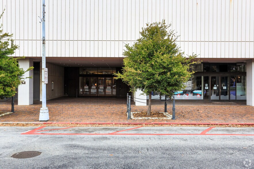 577 Mulberry St, Macon-Bibb, GA à louer - Photo du bâtiment - Image 3 de 7