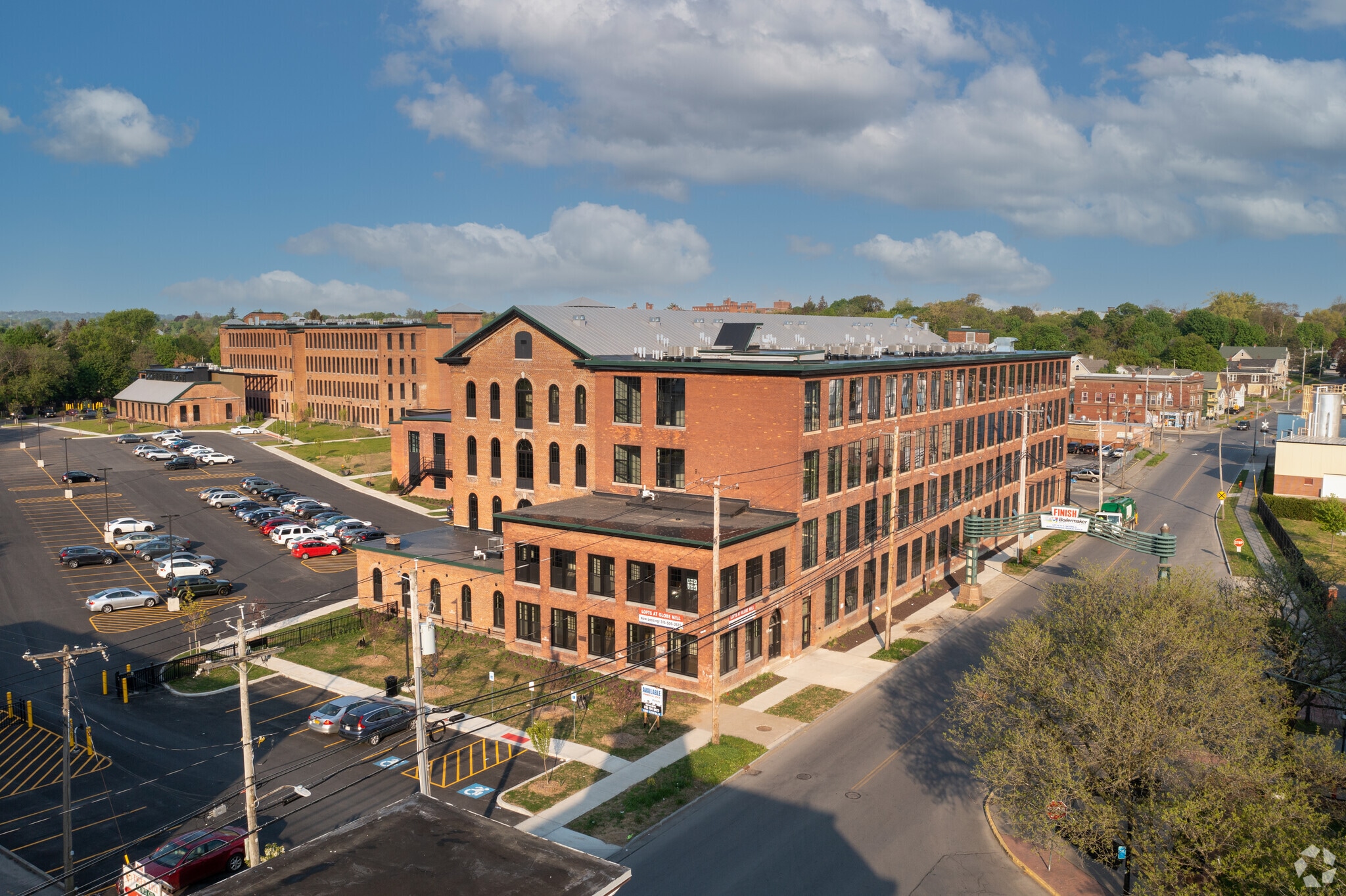 811-827 Court St, Utica, NY for lease Primary Photo- Image 1 of 51