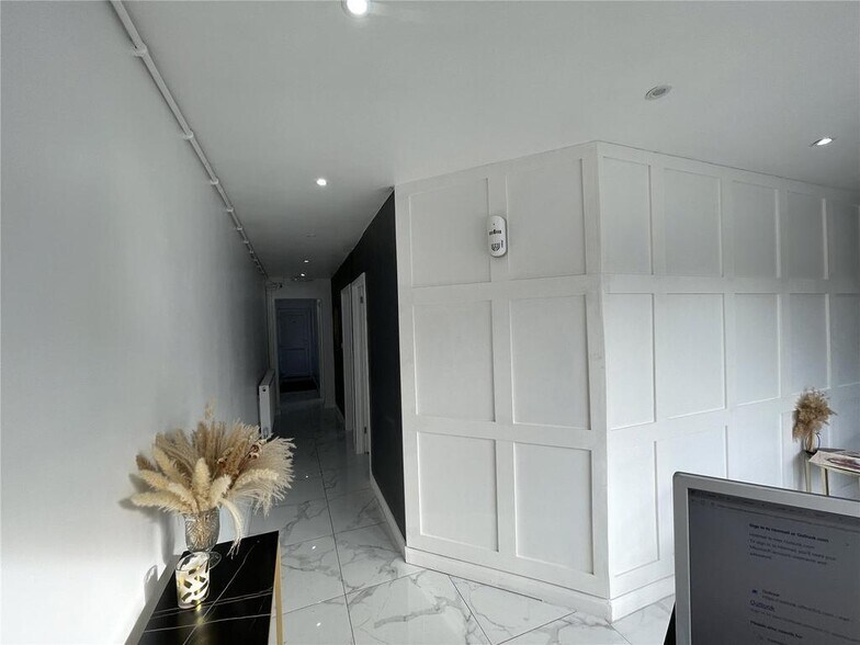 206 High Rd, Benfleet à vendre - Photo du bâtiment - Image 3 de 8