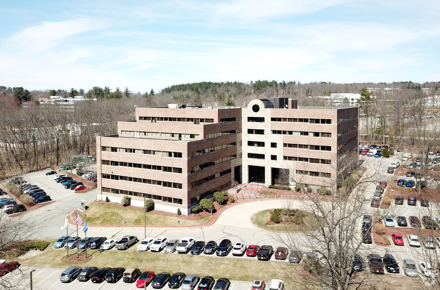 10 Tara Blvd, Nashua, NH for sale - Primary Photo - Image 1 of 1