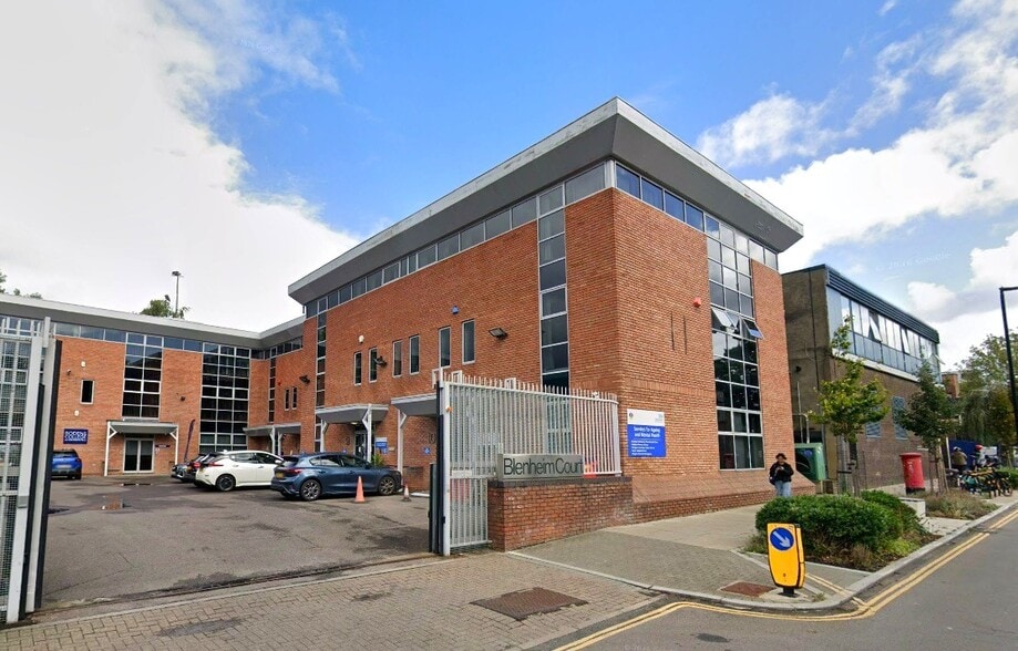 62 Brewery Rd, London for sale - Primary Photo - Image 1 of 8