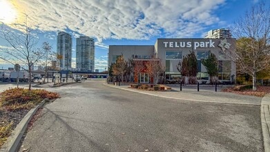 1090 Manhattan Dr, Kelowna, BC for lease Building Photo- Image 2 of 12