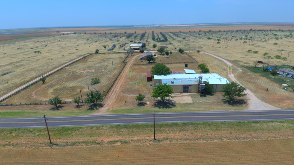 1016 County Rd E, Lamesa, TX à vendre - Photo principale - Image 1 de 58