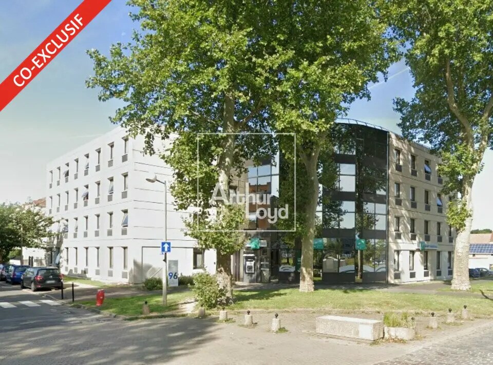 Bureau dans Lieusaint à louer Photo du bâtiment- Image 1 de 10