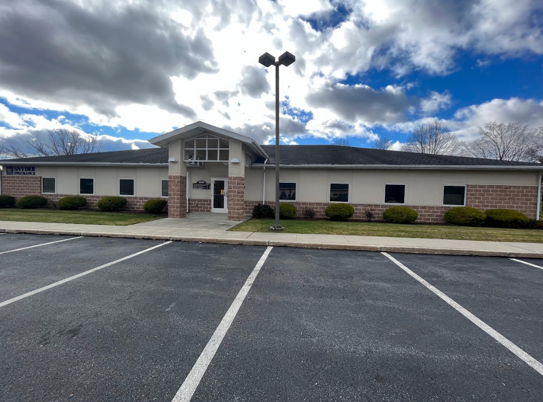 1020 James Dr, Leesport, PA for lease Building Photo- Image 1 of 5