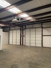 1409 S Lake Harris Rd, White Oak, TX for lease Interior Photo- Image 2 of 3