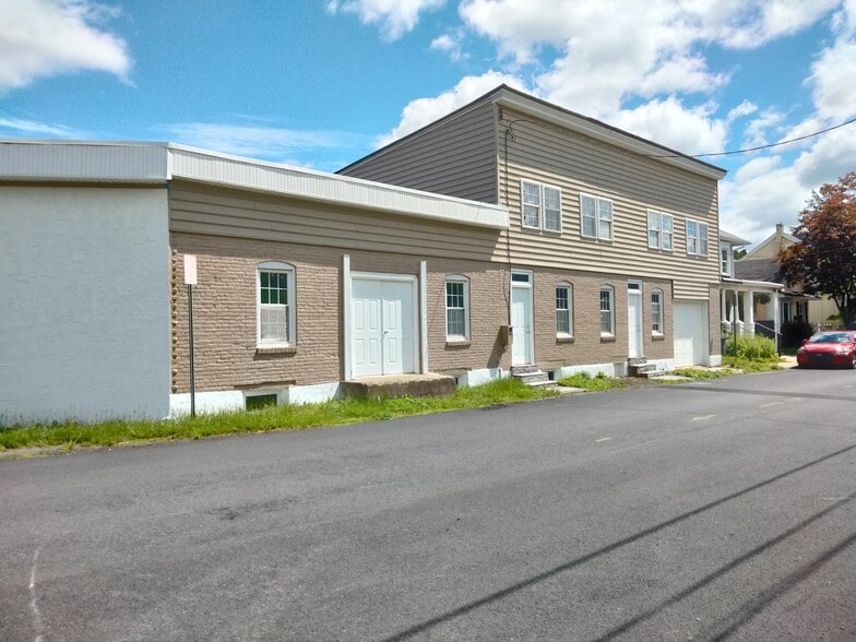 165 W Main St, Pottstown, PA for sale - Building Photo - Image 2 of 26