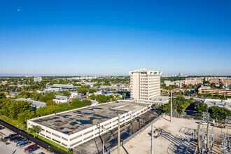 1250 E Hallandale Beach Blvd, Hallandale Beach, FL - Aérien  Vue de la carte - Image1