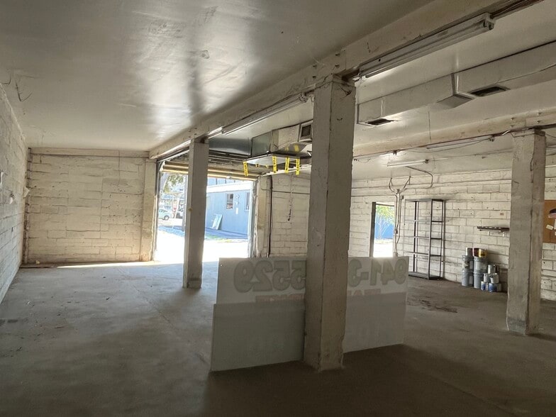 814 6th Ave W, Bradenton, FL for lease - Interior Photo - Image 2 of 5