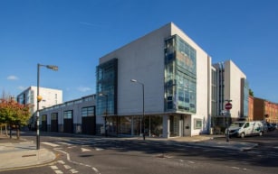 33-35 Brayards Rd, London for lease Primary Photo- Image 1 of 2