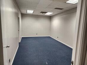 1801 Rutherford Rd, Greenville, SC à louer Photo intérieure- Image 2 de 7