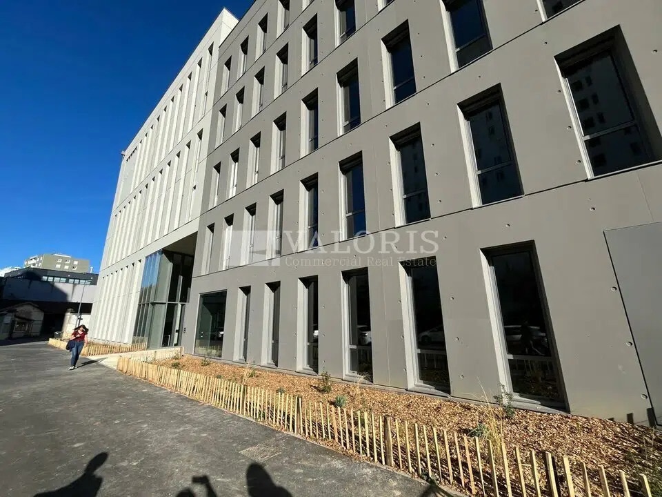 26-34 Rue De Bruxelles, Villeurbanne for lease Building Photo- Image 1 of 22
