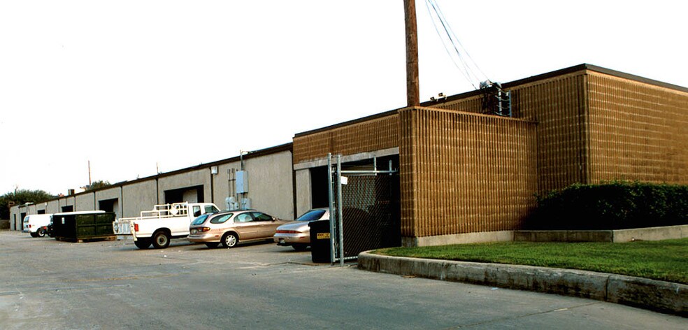 900 S Loop Fwy W, Houston, TX for lease - Other - Image 2 of 10