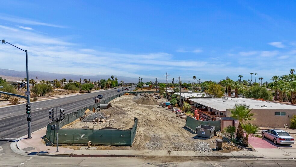 E Ramon Rd & El Placer Rd, Palm Springs, CA à vendre - Photo du bâtiment - Image 3 de 9