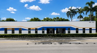 4005-4015 NW 79th Ave, Miami, FL à louer Photo intérieure- Image 1 de 5