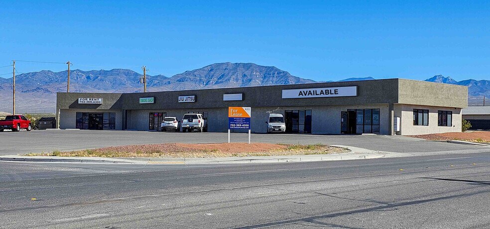 1210 E Basin Ave, Pahrump, NV à louer - Photo du bâtiment - Image 2 de 5
