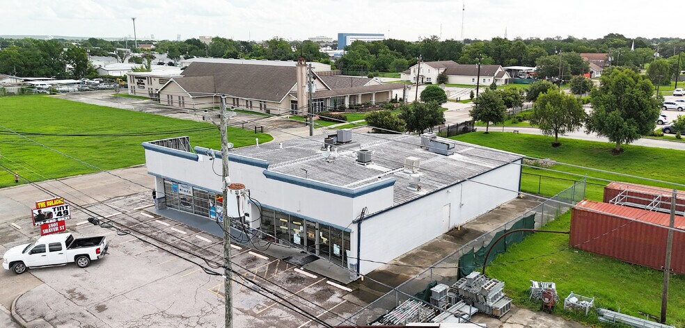 1801 Shaver St, Pasadena, TX à louer - Photo du bâtiment - Image 3 de 11