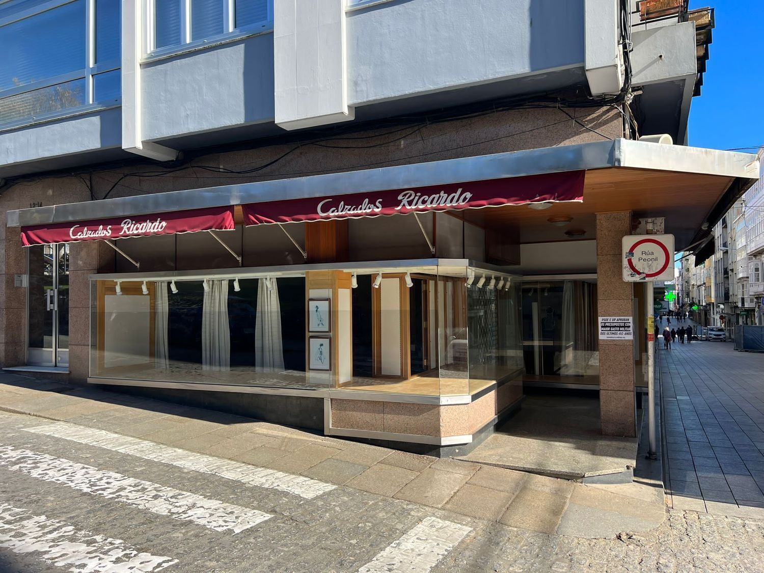 Rúa Real, 154, Ferrol, La Coruna for lease Building Photo- Image 1 of 25