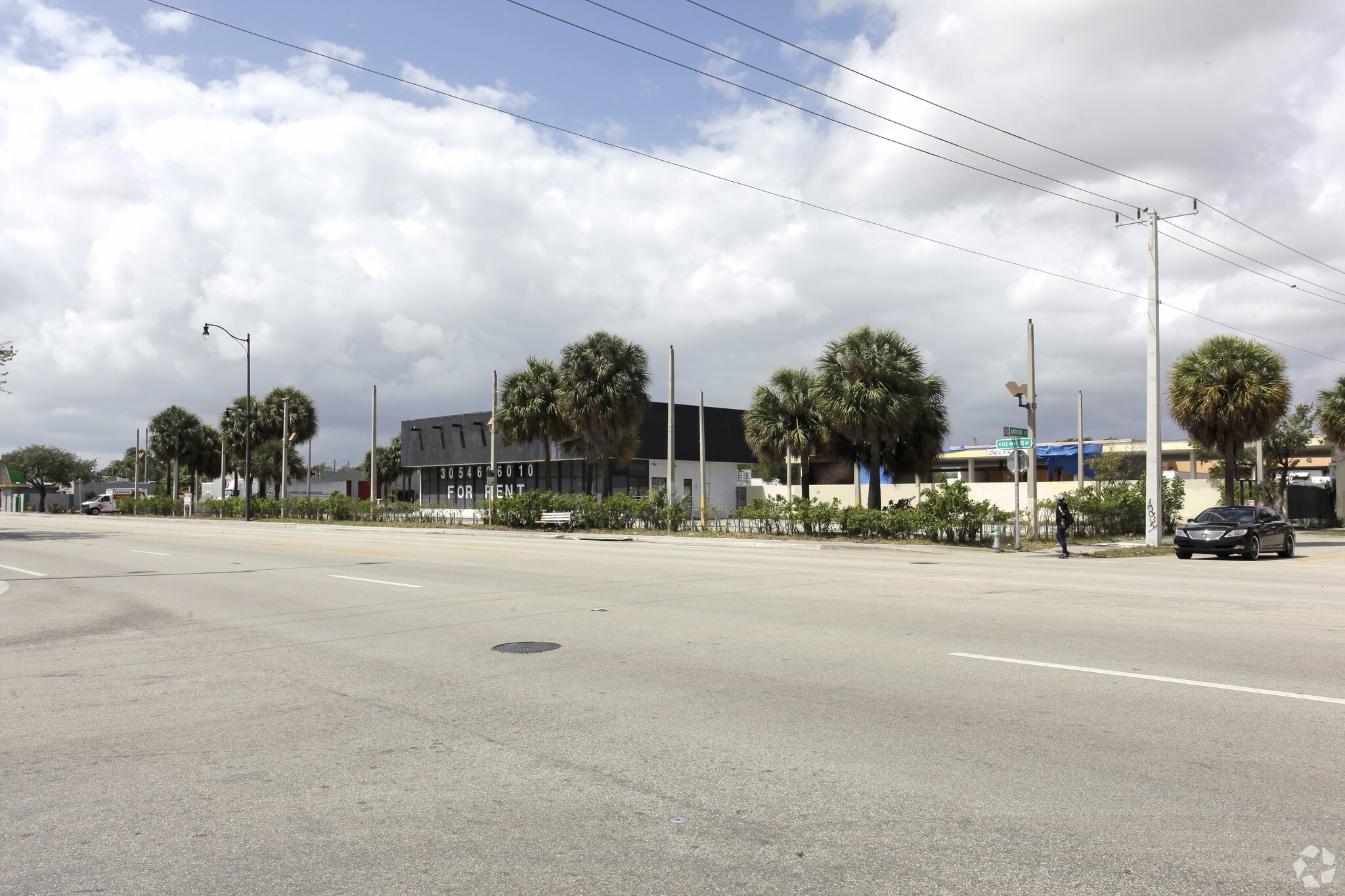 1200 N Federal Hwy, Hollywood, FL for lease Primary Photo- Image 1 of 5