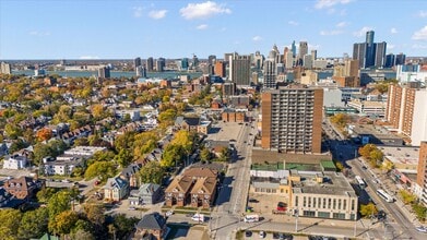 711 Pelissier St, Windsor, ON à vendre Photo intérieure- Image 2 de 9