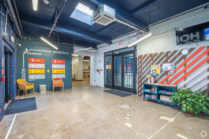 3400 J St, Philadelphia, PA à louer - Hall d’entrée - Image 3 de 4
