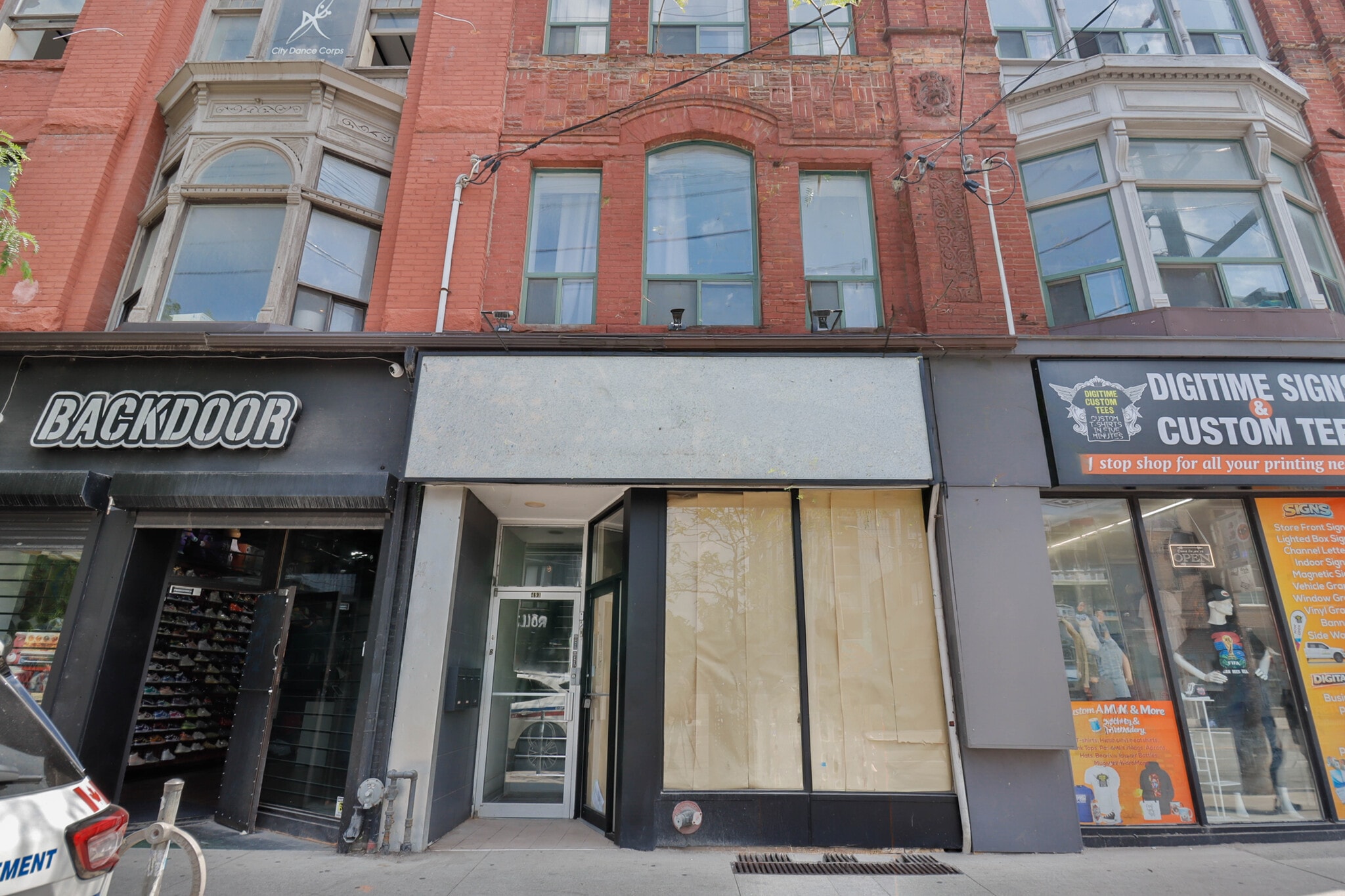 493-497 Queen St W, Toronto, ON for lease Interior Photo- Image 1 of 12