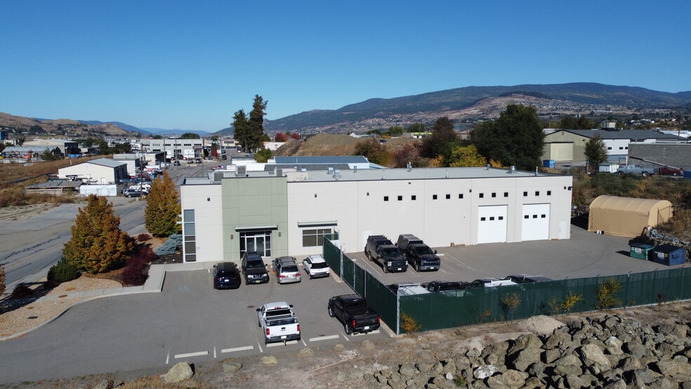 4501 31 St, Vernon, BC for sale - Building Photo - Image 3 of 5