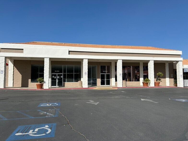 69044 E Palm Canyon Dr, Cathedral City, CA à louer - Photo du bâtiment - Image 3 de 11