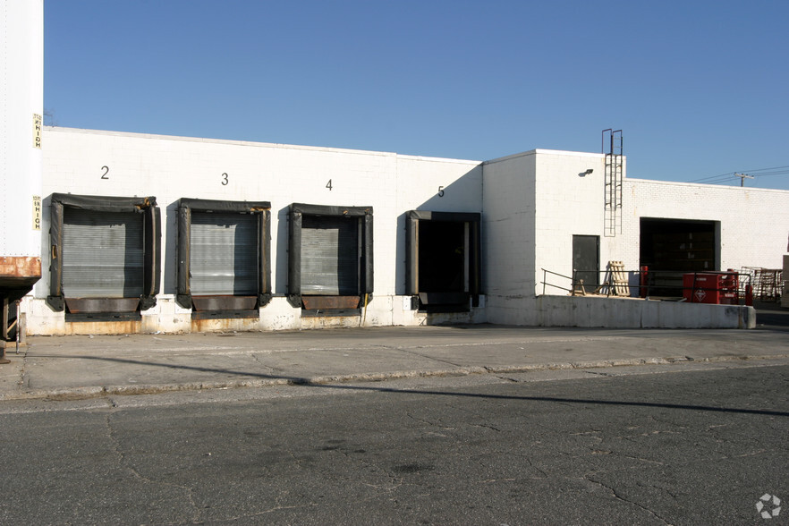 95 State St, Westbury, NY for lease - Building Photo - Image 3 of 14