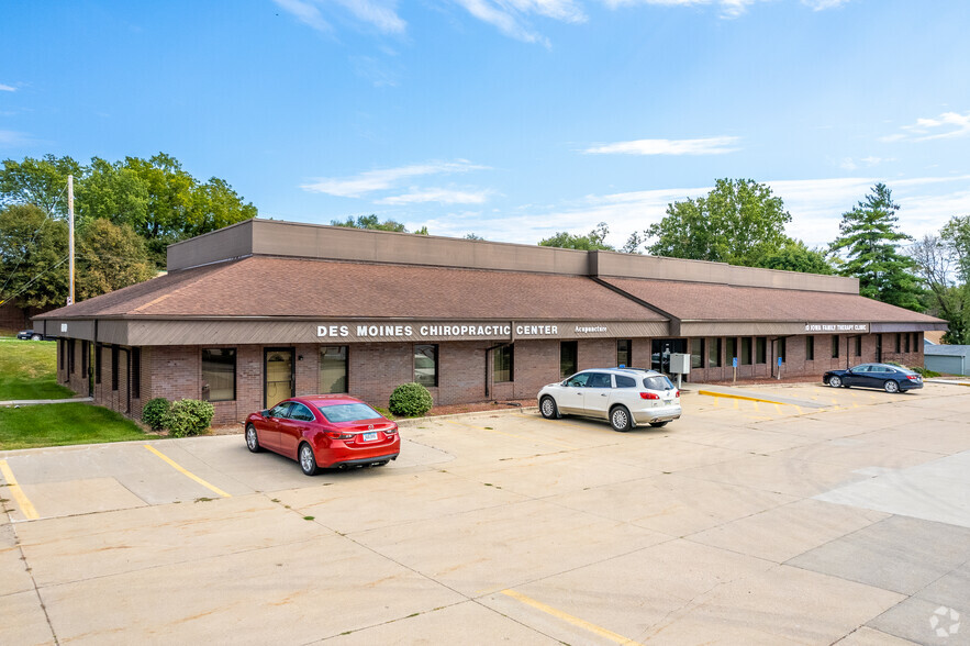 6900 University Ave, Des Moines, IA à vendre - Photo du bâtiment - Image 1 de 1