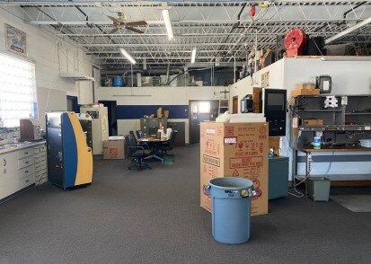 12565 W Lisbon Rd, Brookfield, WI à vendre - Photo intérieure - Image 2 de 6