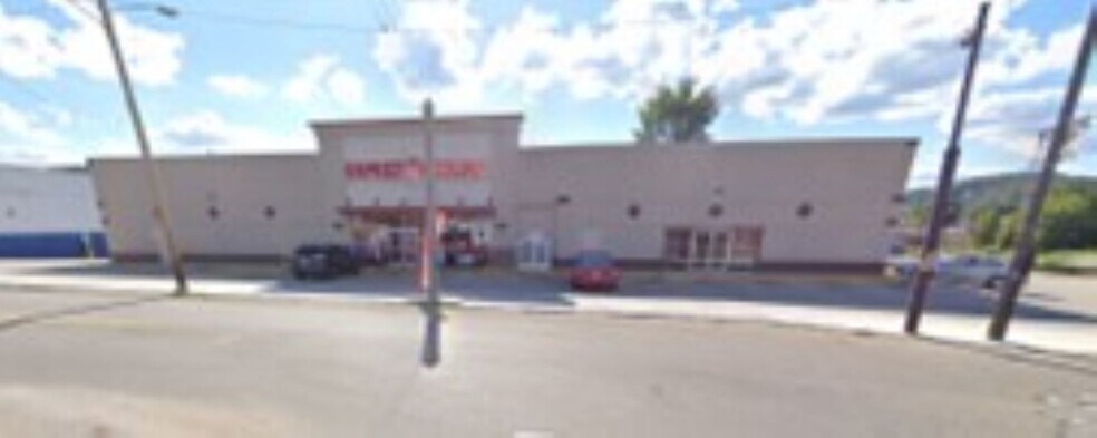 615 Walnut St, East Liverpool, OH for lease - Building Photo - Image 2 of 2