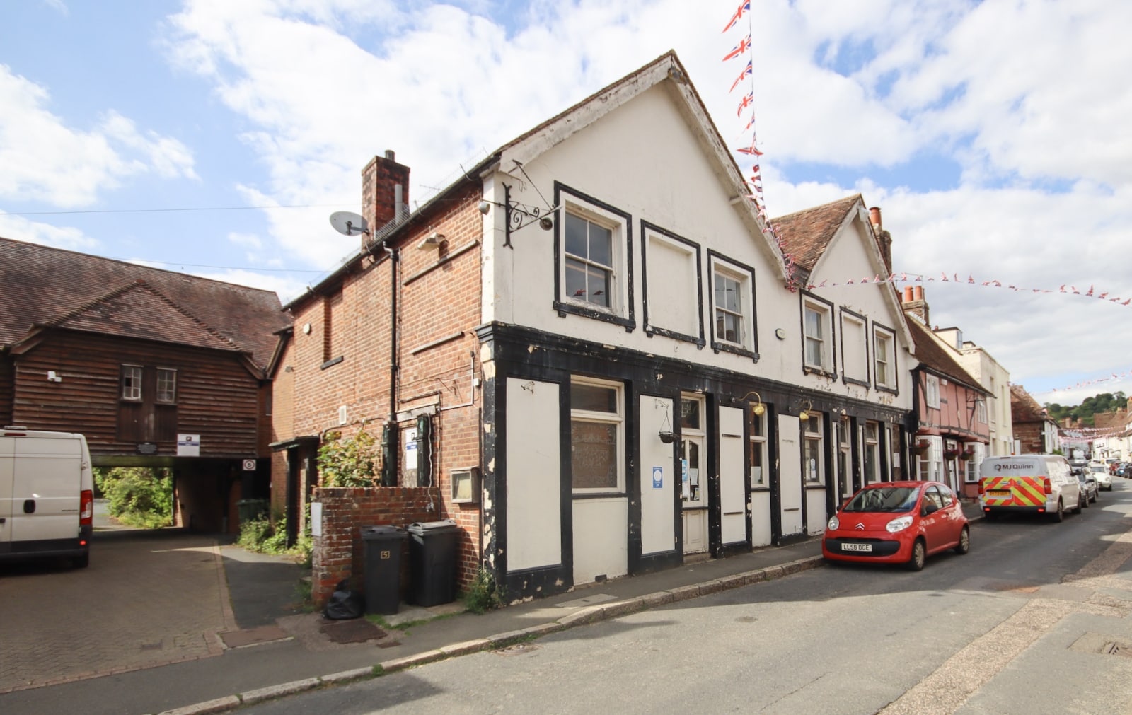 5 High St, Ashford à vendre Photo du bâtiment- Image 1 de 13