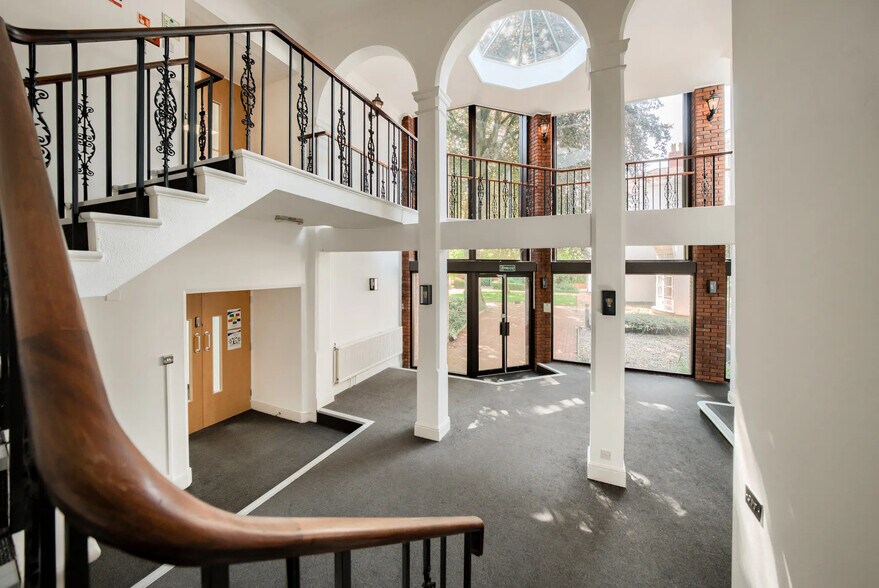 4 Vicarage Rd, Birmingham for lease - Building Photo - Image 2 of 32