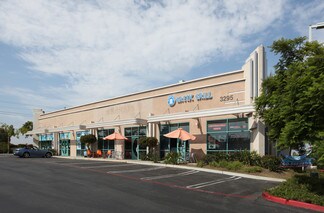 Plus de détails pour 3211-3295 Business Park Dr, Vista, CA - Commerce de détail à louer