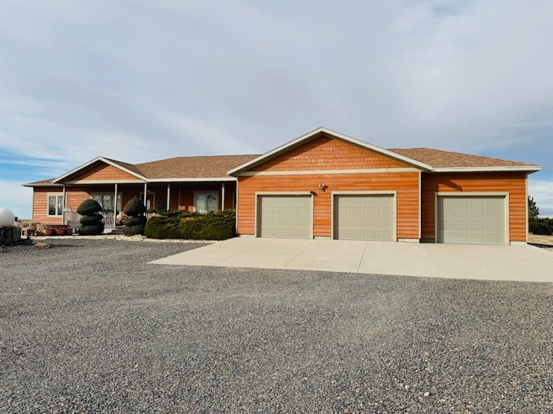 33652 River Rd, Benkelman, NE à vendre Photo principale- Image 1 de 35