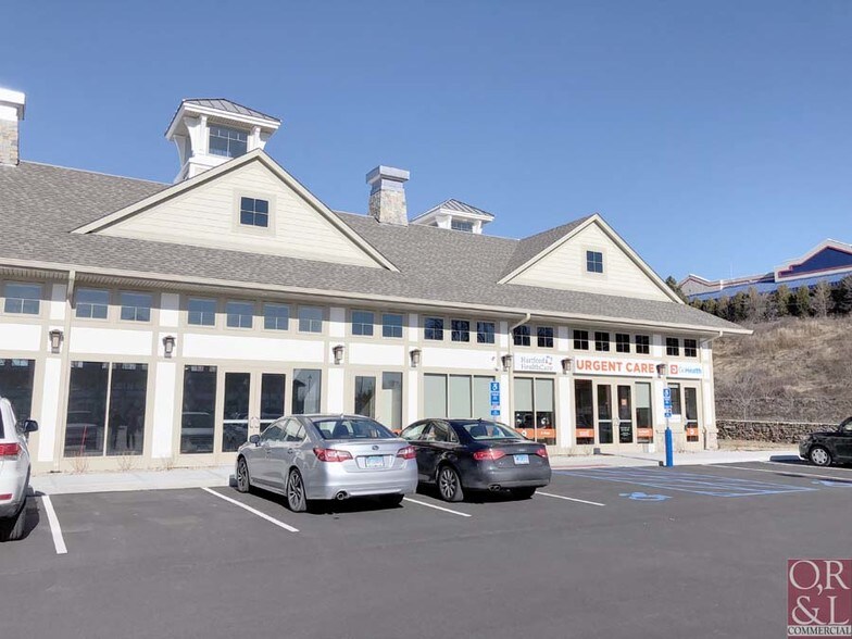 1 Buckland Rd, South Windsor, CT à louer - Photo du bâtiment - Image 3 de 6