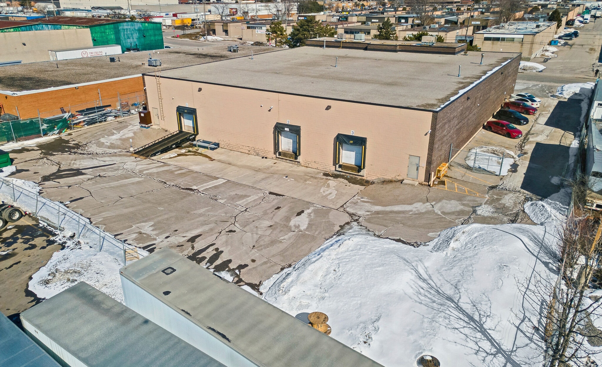 5300 Bradco Blvd, Mississauga, ON for lease Building Photo- Image 1 of 9