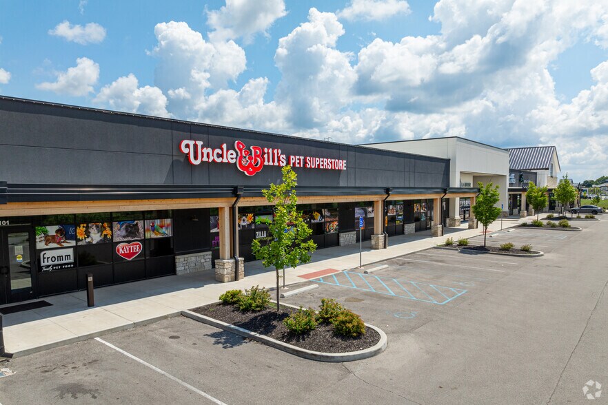 3091 S US 421, Zionsville, IN à vendre - Photo du bâtiment - Image 3 de 30