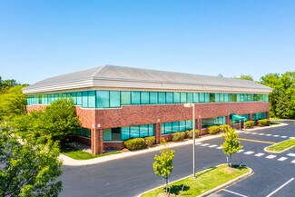 Plus de détails pour 800 Enterprise Dr, Horsham Township, PA - Bureau à vendre