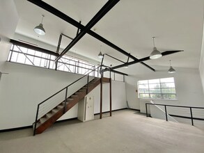 20-28 Maddox St, Alexandria for lease Interior Photo- Image 1 of 6