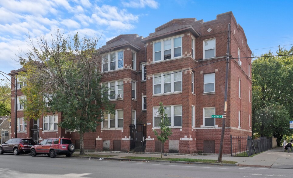 535 E 67th St, Chicago, IL for sale - Building Photo - Image 1 of 8