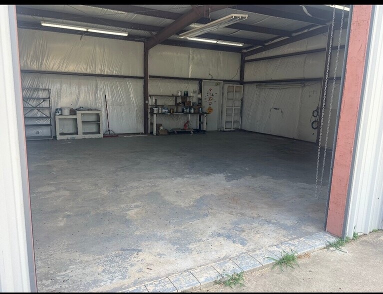 15337 N State Highway 34, Terrell, TX for lease - Building Photo - Image 3 of 10