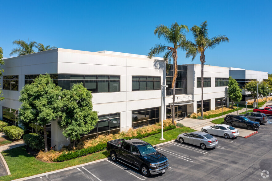 6A Liberty, Aliso Viejo, CA for lease - Building Photo - Image 3 of 41